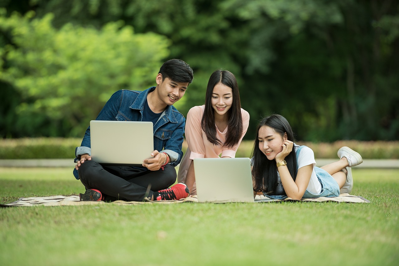 découvrez des études de cas approfondies qui illustrent les succès et les défis rencontrés par diverses entreprises. explorez des analyses détaillées, des témoignages et des résultats concrets pour mieux comprendre les meilleures pratiques et les stratégies efficaces dans différents secteurs.